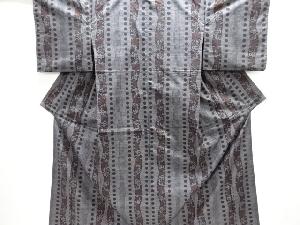 よろけ縞に花模様織り出し本場泥大島紬着物(5マルキ)